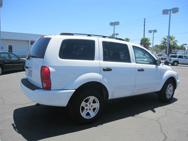 2004 Dodge Durango Wagon SE