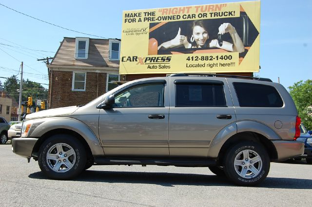 2004 Dodge Durango Wagon SE