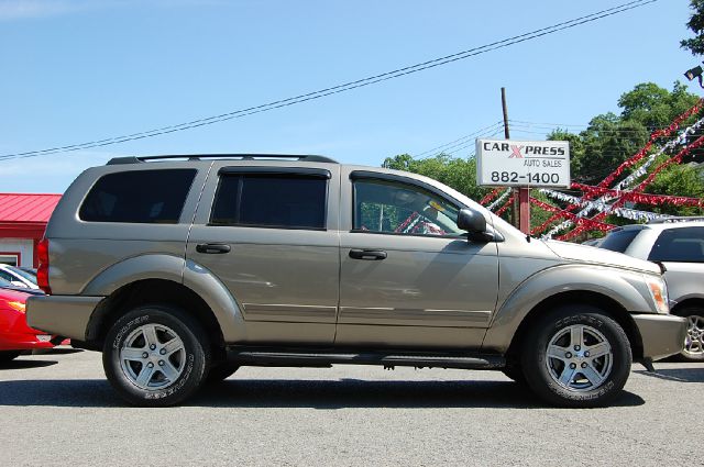 2004 Dodge Durango Wagon SE