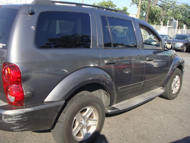 2004 Dodge Durango Wagon SE