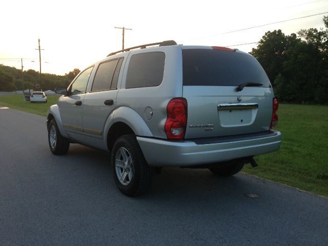 2004 Dodge Durango Wagon SE