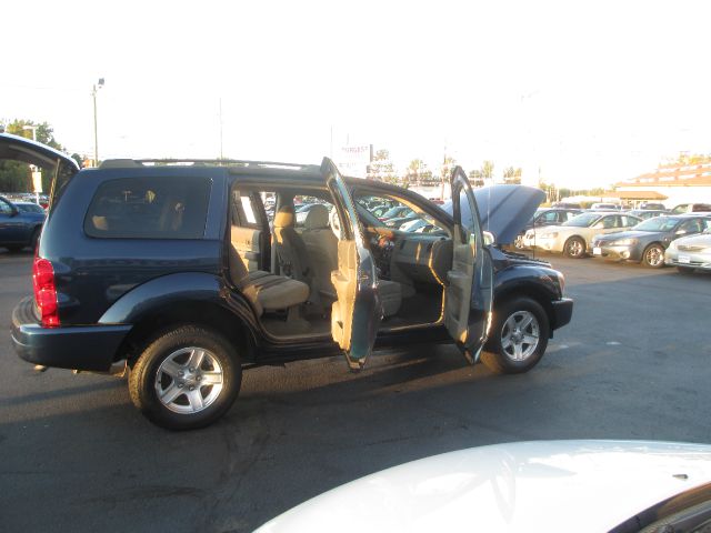 2004 Dodge Durango Wagon SE