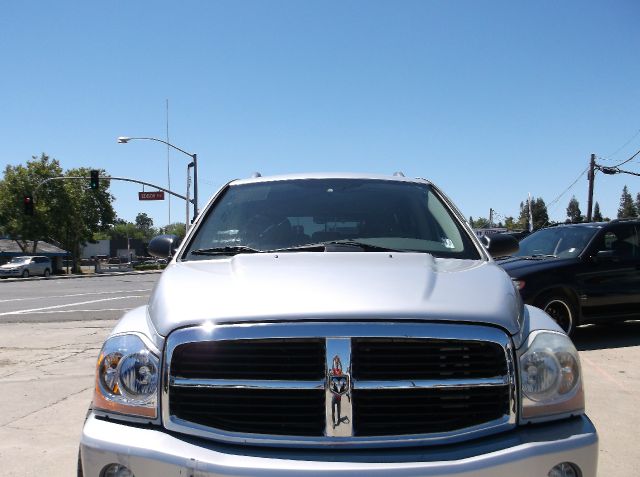 2004 Dodge Durango Wagon SE