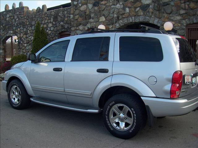 2004 Dodge Durango SLT 25