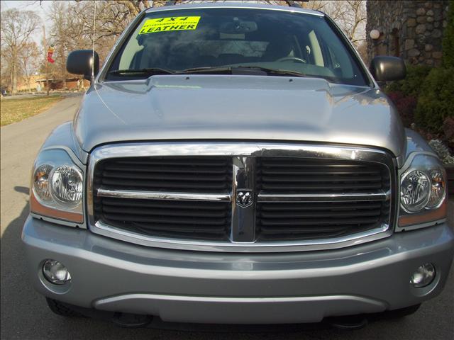 2004 Dodge Durango SLT 25