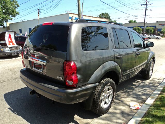 2004 Dodge Durango Super