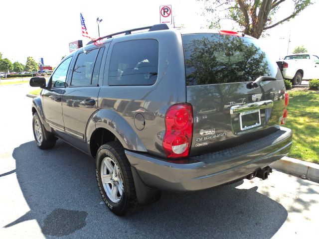 2004 Dodge Durango Super