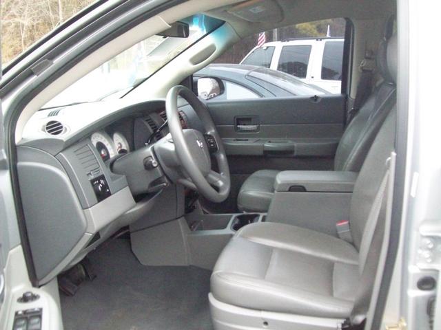 2004 Dodge Durango SLT