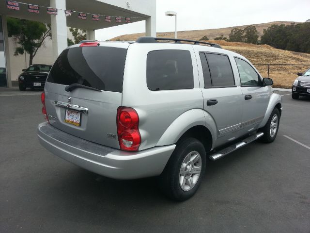 2004 Dodge Durango Super