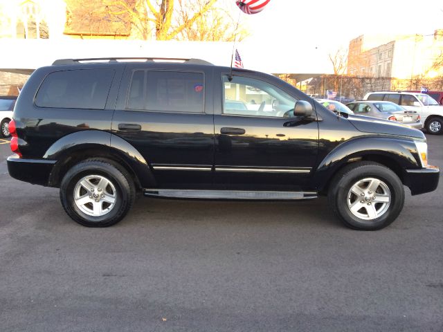 2004 Dodge Durango Super