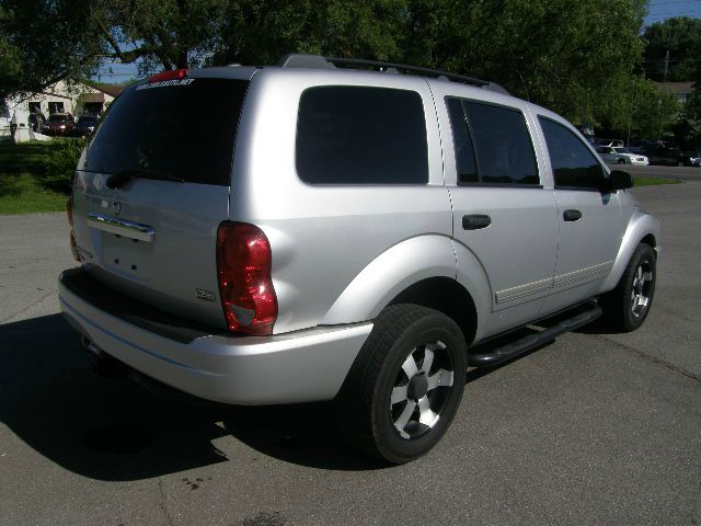 2004 Dodge Durango Wagon SE