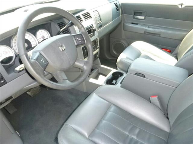 2004 Dodge Durango SLT 25