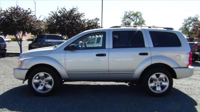 2004 Dodge Durango Super