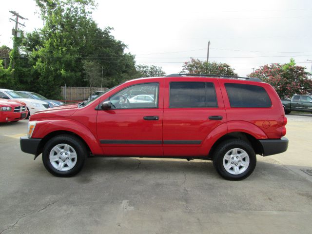 2005 Dodge Durango 4dr Sdn S Auto