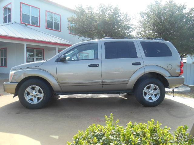 2005 Dodge Durango Unknown