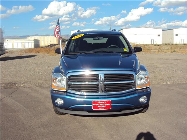 2005 Dodge Durango SLT