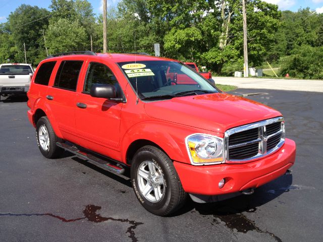 2005 Dodge Durango Wagon SE