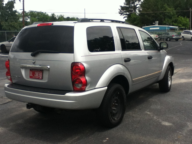 2005 Dodge Durango Wagon SE