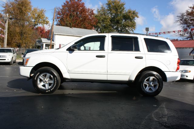 2005 Dodge Durango Wagon SE