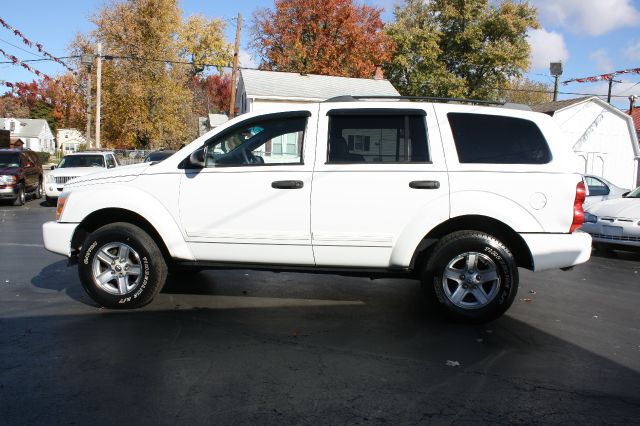 2005 Dodge Durango Wagon SE