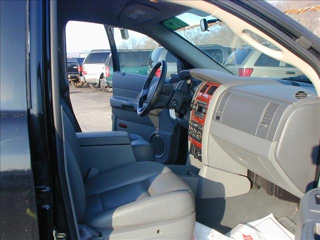 2005 Dodge Durango SLT