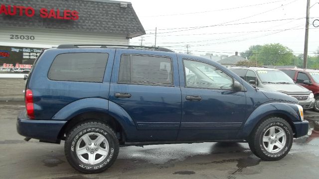 2005 Dodge Durango Wagon SE