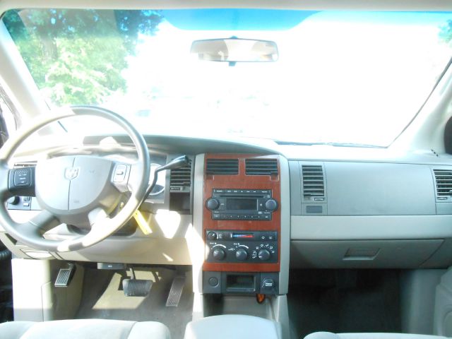 2005 Dodge Durango Super