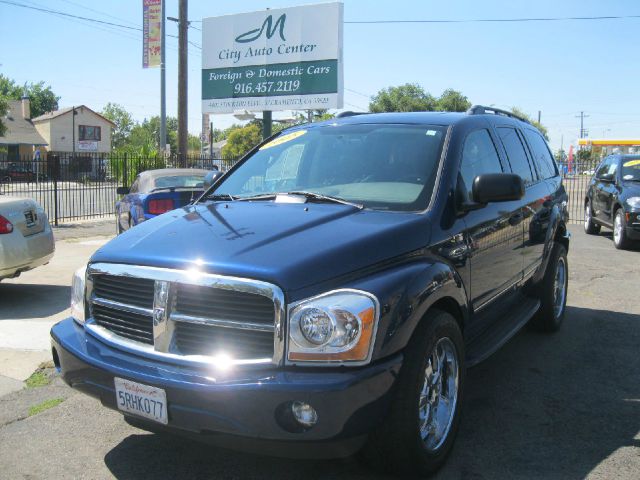 2005 Dodge Durango SLT 25