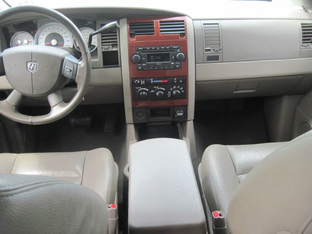 2005 Dodge Durango Super