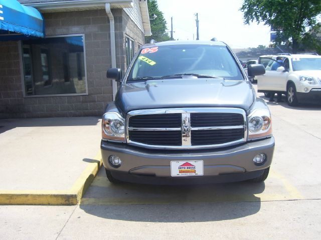 2005 Dodge Durango Wagon SE