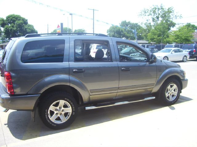 2005 Dodge Durango Wagon SE