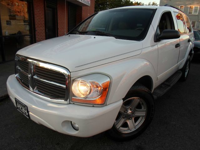 2005 Dodge Durango Wagon SE