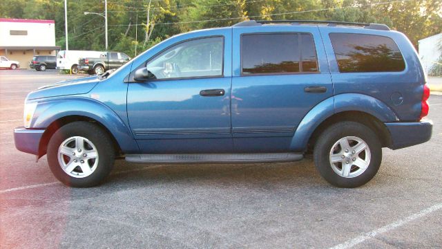 2005 Dodge Durango Wagon SE