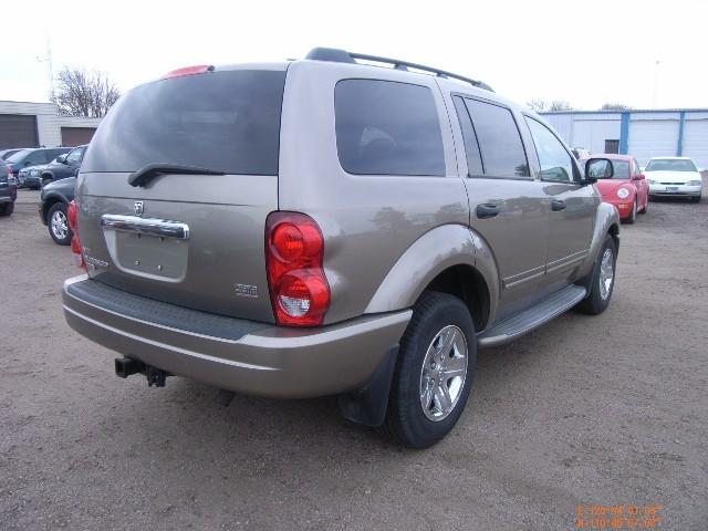 2005 Dodge Durango SLT 25