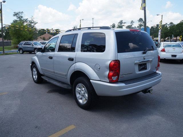 2005 Dodge Durango Wagon SE