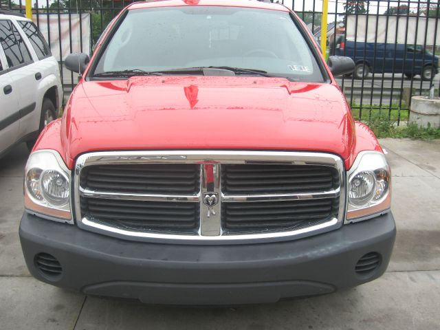 2005 Dodge Durango Wolfsburg Edition Sedan