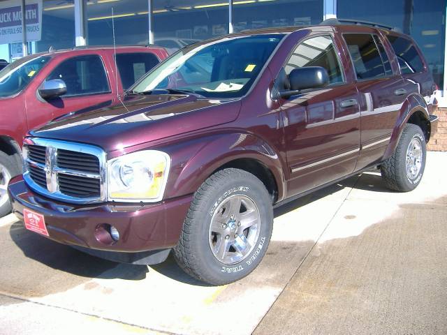 2005 Dodge Durango SLT 25