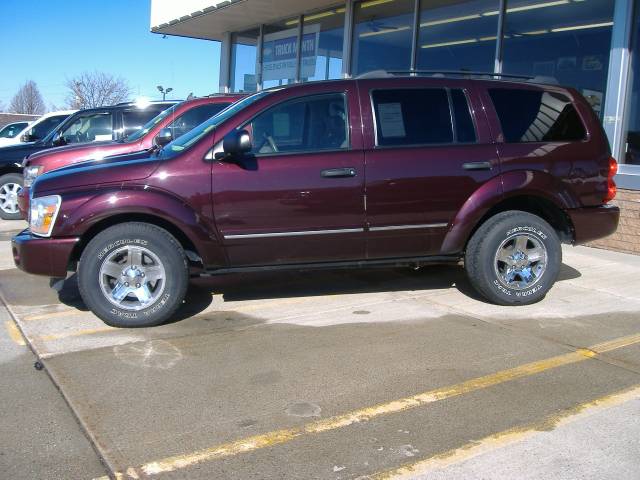 2005 Dodge Durango SLT 25