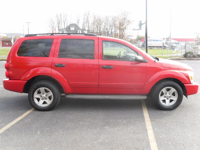 2005 Dodge Durango Wagon SE