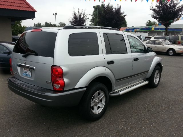 2005 Dodge Durango SLT