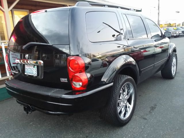 2005 Dodge Durango Wagon SE