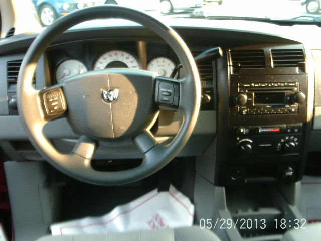 2006 Dodge Durango Wolfsburg Edition Sedan