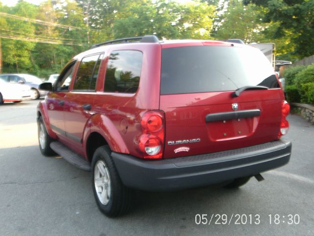 2006 Dodge Durango Wolfsburg Edition Sedan