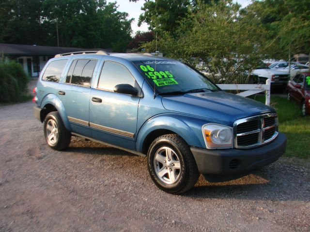 2006 Dodge Durango Wolfsburg Edition Sedan