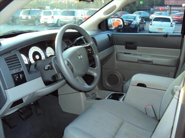 2007 Dodge Durango LE - 7 Passenger