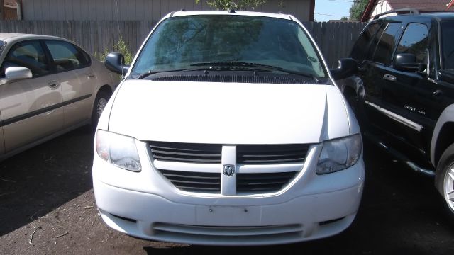 2005 Dodge GRAND CARAV SE Unknown