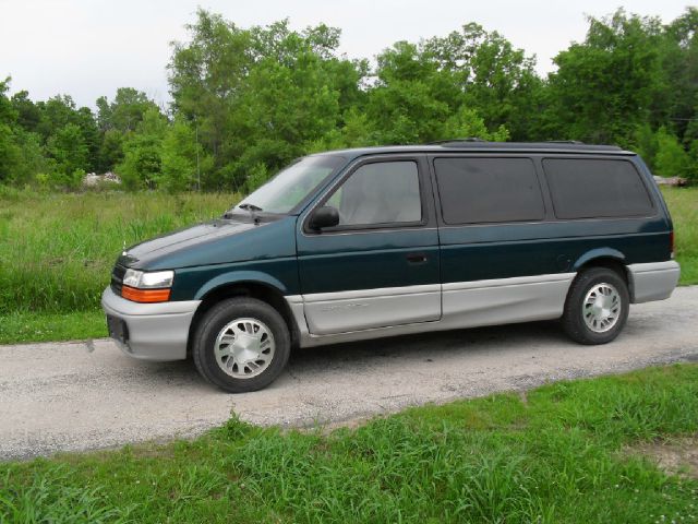 1994 Dodge Grand Caravan X