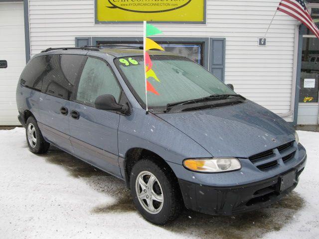 1996 Dodge Grand Caravan SE