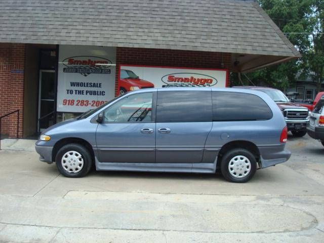 1996 Dodge Grand Caravan X