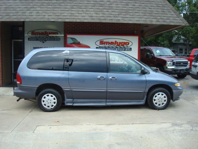 1996 Dodge Grand Caravan X